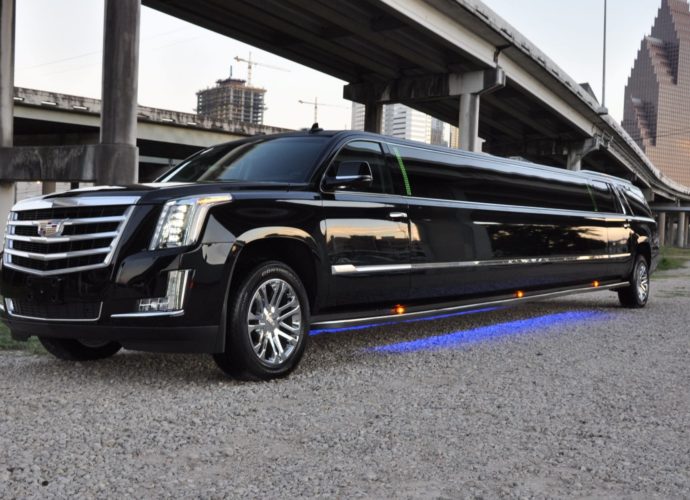 limousine service in town