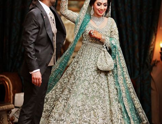 Trending Pakistani Wedding Dresses 2022